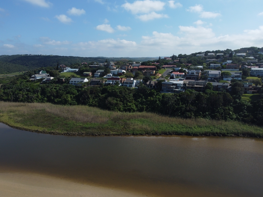 6 Bedroom Property for Sale in Cintsa East Eastern Cape